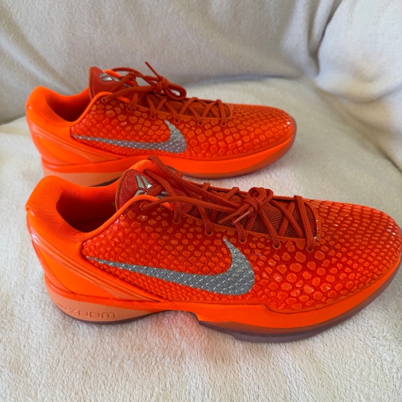 NIB Kobe 6 Protro Total Orange Men's Sneakers - Size 15 - Picture 1 of 9